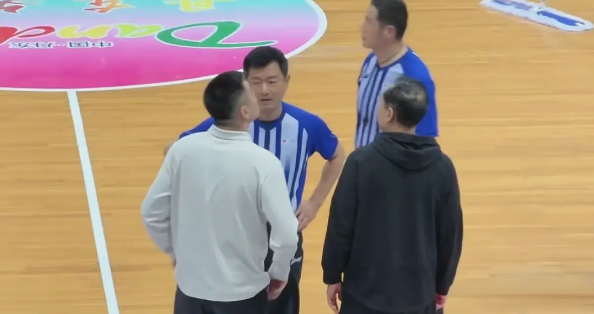 辽篮斩获, 高诗岩和赵